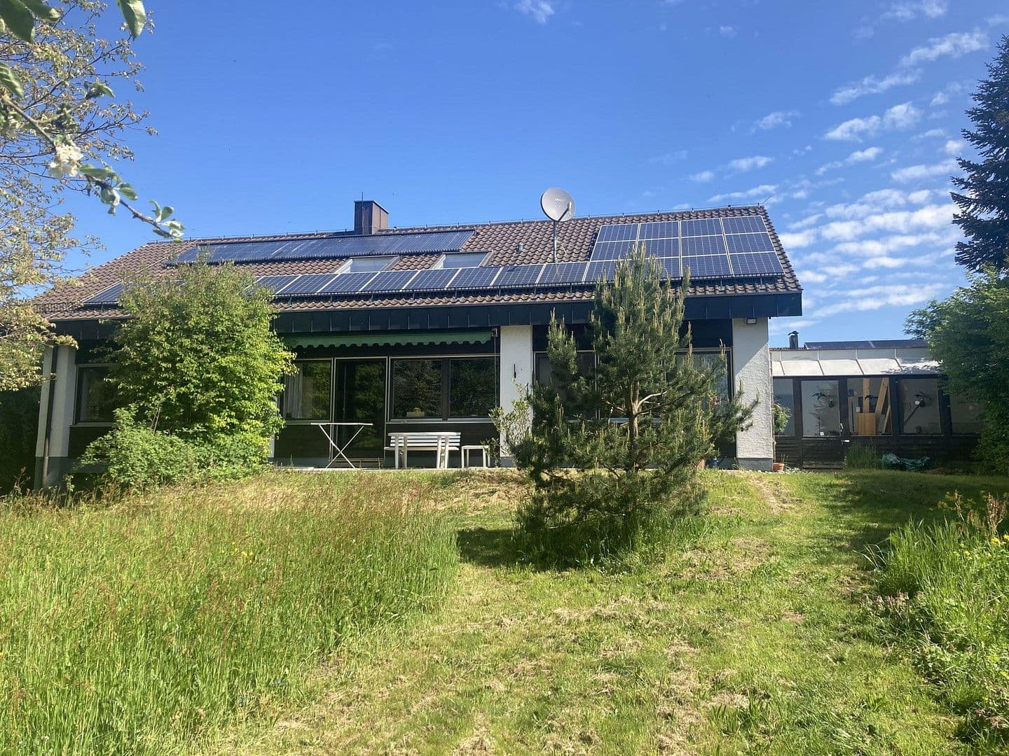 Prenájom domu 213 m², pozemek 1.193 m², Jägersteig 11, Schrobenhausen, Bavorsko Prenájom domu 213 m², pozemek 1.193 m², Jägersteig 11, Schrobenhausen, Bavorsko