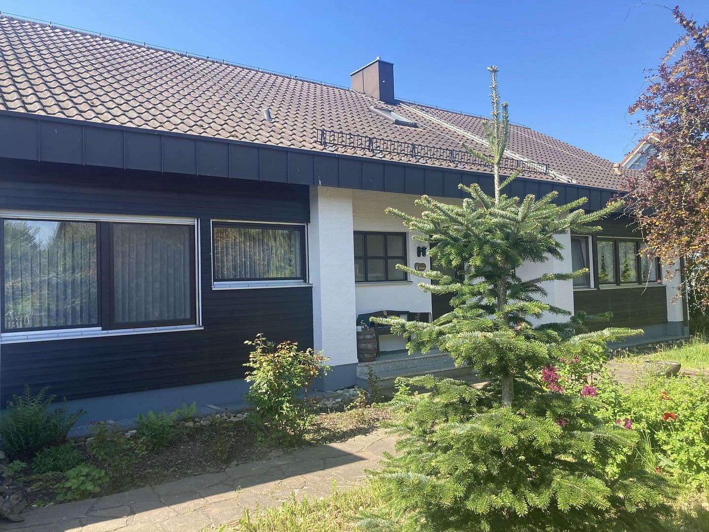 Prenájom domu 213 m², pozemek 1.193 m², Jägersteig 11, Schrobenhausen, Bavorsko Prenájom domu 213 m², pozemek 1.193 m², Jägersteig 11, Schrobenhausen, Bavorsko