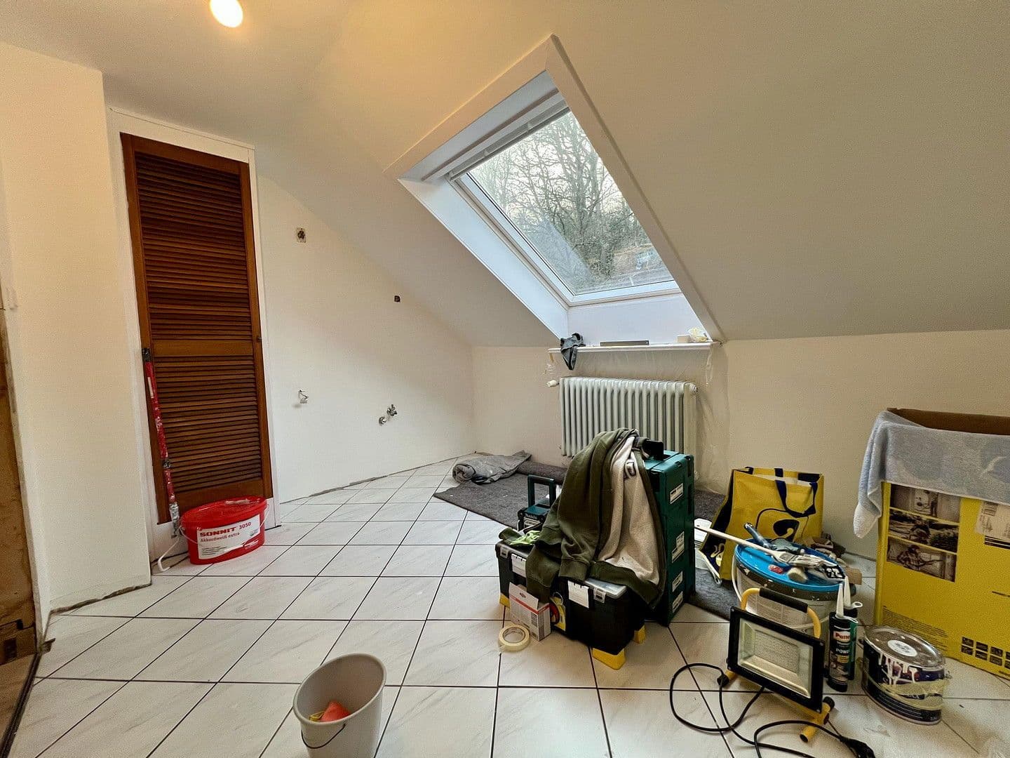 Prenájom bytu 3-izbový 47 m², Ravensberger Straße 162, Wuppertal, Severné Porýnie - Westfálsko Prenájom bytu 3-izbový 47 m², Ravensberger Straße 162, Wuppertal, Severné Porýnie - Westfálsko