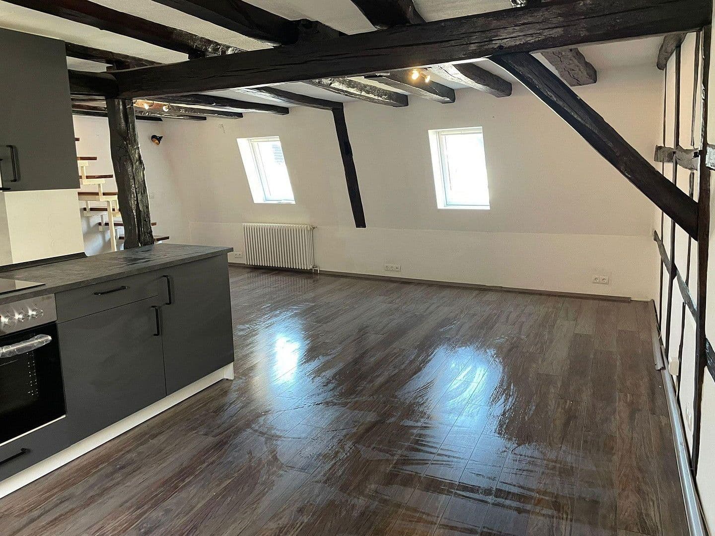 Prenájom bytu 2-izbový 60 m², Altenstraße 10, Annweiler am Trifels, Porýnie-Falcko Prenájom bytu 2-izbový 60 m², Altenstraße 10, Annweiler am Trifels, Porýnie-Falcko