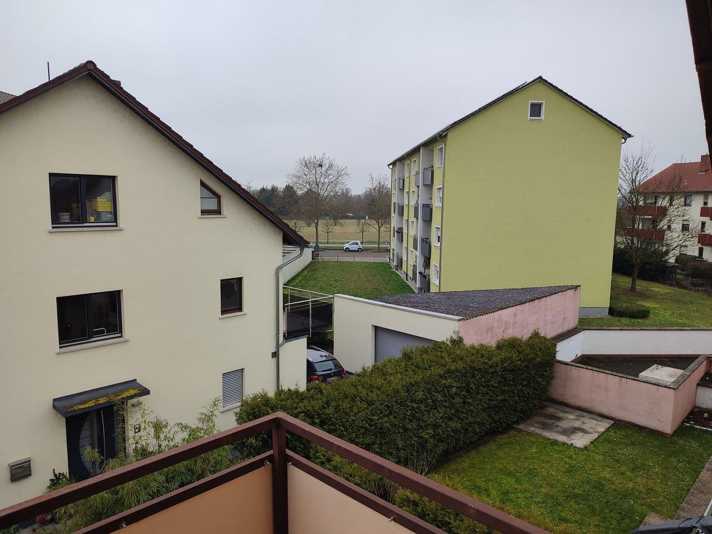 Prenájom bytu 3-izbový 72 m², Brühl, Bádensko-Wurttembersko Prenájom bytu 3-izbový 72 m², Brühl, Bádensko-Wurttembersko