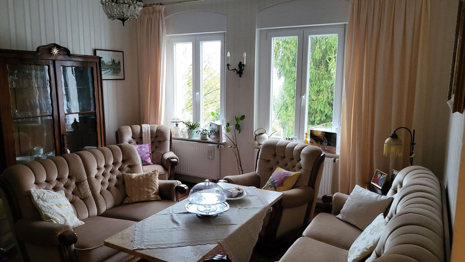 Predaj domu 210 m², pozemek 2.142 m², Friedrich-Ebert-Strasse 23, Naumburg (Saale), Sasko-Anhaltsko Predaj domu 210 m², pozemek 2.142 m², Friedrich-Ebert-Strasse 23, Naumburg (Saale), Sasko-Anhaltsko