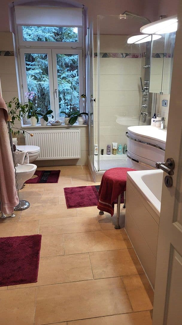 Predaj domu 210 m², pozemek 2.142 m², Friedrich-Ebert-Strasse 23, Naumburg (Saale), Sasko-Anhaltsko Predaj domu 210 m², pozemek 2.142 m², Friedrich-Ebert-Strasse 23, Naumburg (Saale), Sasko-Anhaltsko