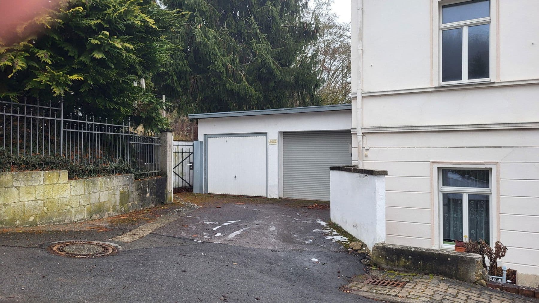 Predaj domu 210 m², pozemek 2.142 m², Friedrich-Ebert-Strasse 23, Naumburg (Saale), Sasko-Anhaltsko Predaj domu 210 m², pozemek 2.142 m², Friedrich-Ebert-Strasse 23, Naumburg (Saale), Sasko-Anhaltsko