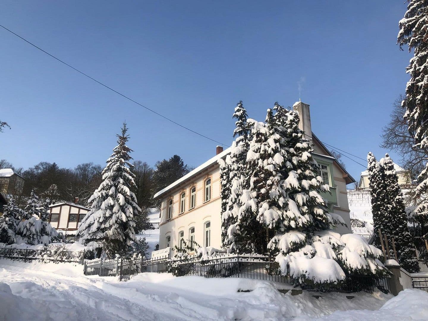 Predaj domu 210 m², pozemek 2.142 m², Friedrich-Ebert-Strasse 23, Naumburg (Saale), Sasko-Anhaltsko Predaj domu 210 m², pozemek 2.142 m², Friedrich-Ebert-Strasse 23, Naumburg (Saale), Sasko-Anhaltsko