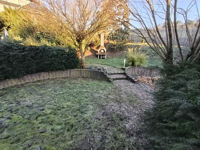 Predaj domu 124 m², pozemek 856 m², Frankenau, Hesensko Predaj domu 124 m², pozemek 856 m², Frankenau, Hesensko