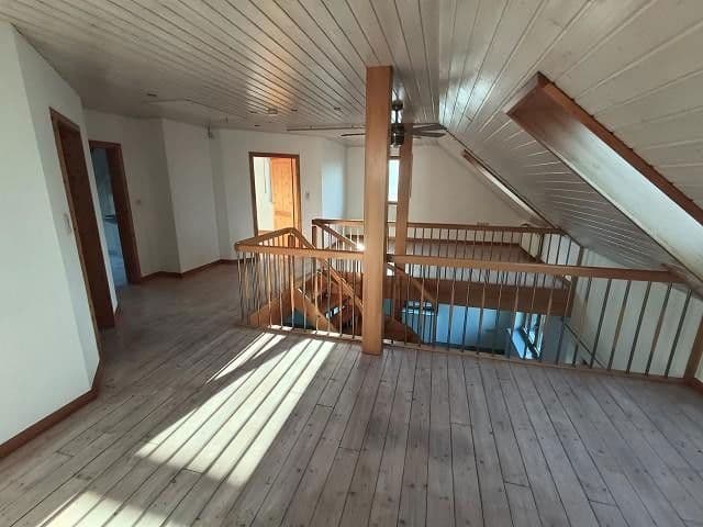 Predaj domu 124 m², pozemek 856 m², Frankenau, Hesensko Predaj domu 124 m², pozemek 856 m², Frankenau, Hesensko