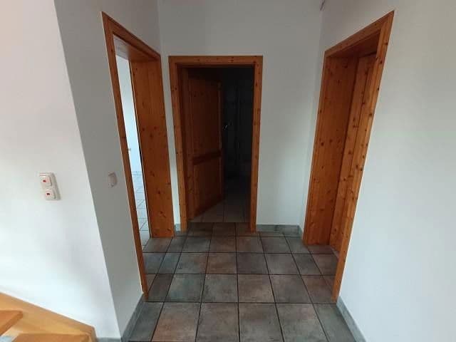 Predaj domu 124 m², pozemek 856 m², Frankenau, Hesensko Predaj domu 124 m², pozemek 856 m², Frankenau, Hesensko