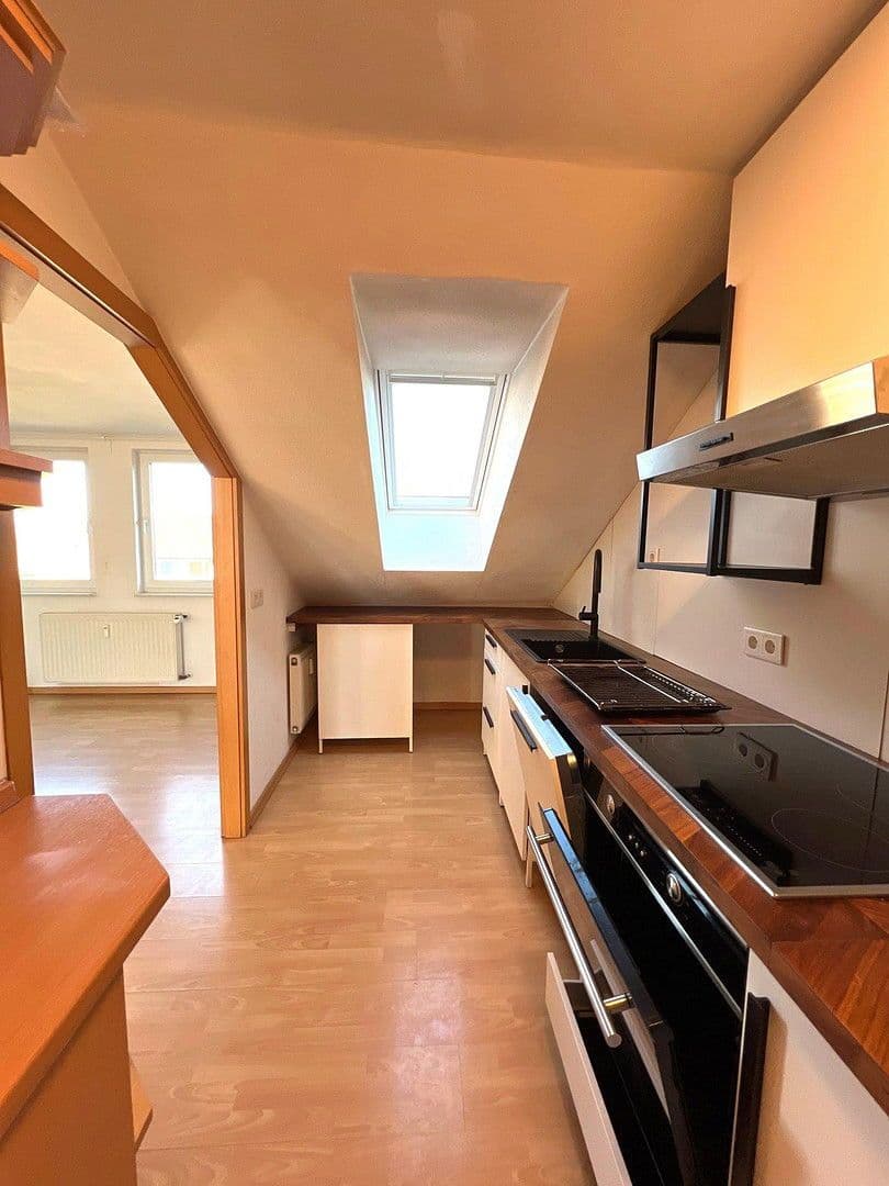 Prenájom bytu 4-izbový 113 m², Friedrich List str 25, Unna, Severné Porýnie - Westfálsko Prenájom bytu 4-izbový 113 m², Friedrich List str 25, Unna, Severné Porýnie - Westfálsko