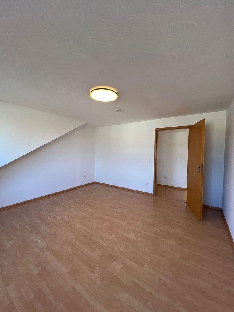 Prenájom bytu 4-izbový 113 m², Friedrich List str 25, Unna, Severné Porýnie - Westfálsko Prenájom bytu 4-izbový 113 m², Friedrich List str 25, Unna, Severné Porýnie - Westfálsko