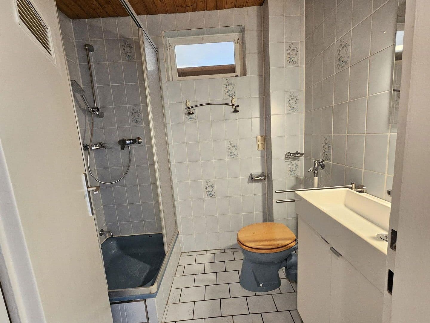 Prenájom bytu 1-izbový 31 m², Bonner Straße 18, München, Bavorsko Prenájom bytu 1-izbový 31 m², Bonner Straße 18, München, Bavorsko