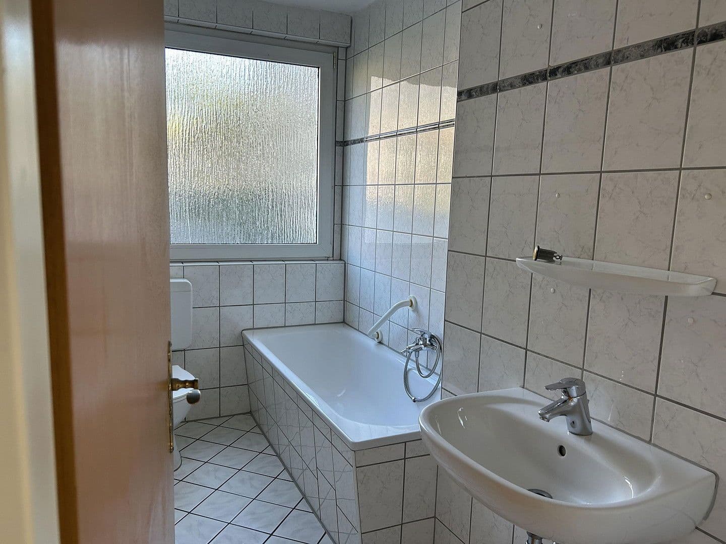 Prenájom bytu 3-izbový 60 m², Krautstraße 69, Duisburg, Severné Porýnie - Westfálsko Prenájom bytu 3-izbový 60 m², Krautstraße 69, Duisburg, Severné Porýnie - Westfálsko