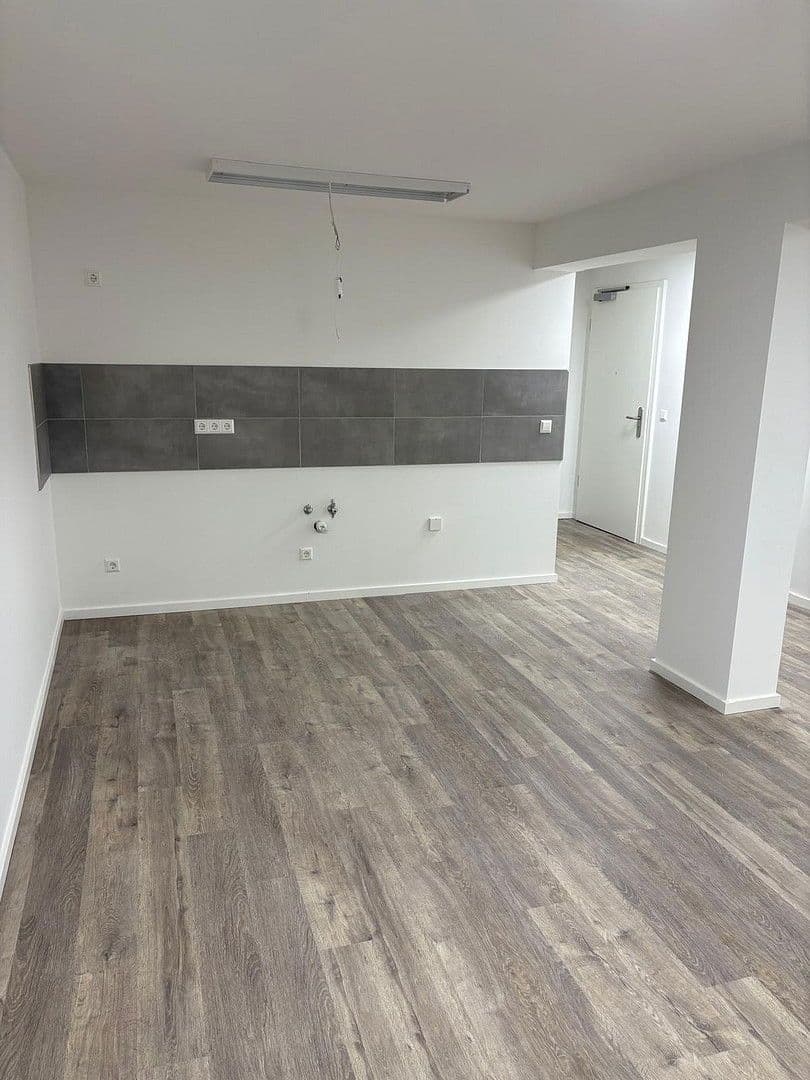 Prenájom kancelárie 62 m², Kienhorststr., Berlin, Berlín Prenájom kancelárie 62 m², Kienhorststr., Berlin, Berlín