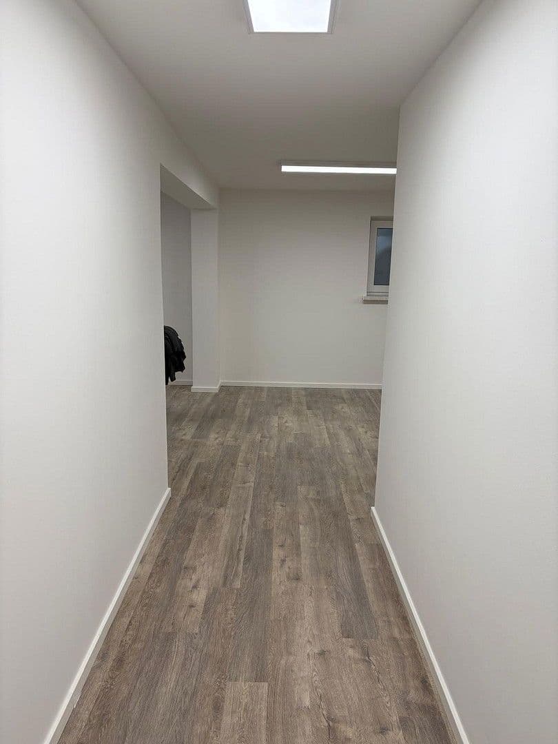 Prenájom kancelárie 62 m², Kienhorststr., Berlin, Berlín Prenájom kancelárie 62 m², Kienhorststr., Berlin, Berlín