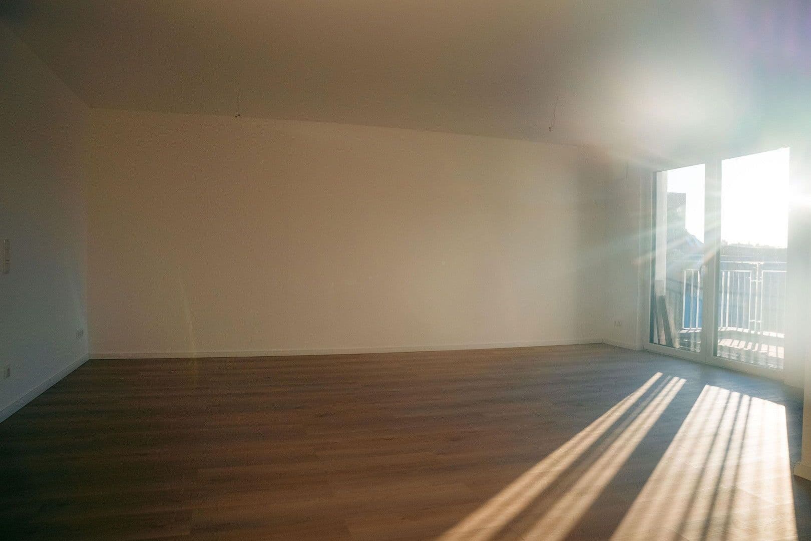 Prenájom bytu 3-izbový 93 m², Hackländerstr. 5, Osnabrück, Dolné Sasko Prenájom bytu 3-izbový 93 m², Hackländerstr. 5, Osnabrück, Dolné Sasko