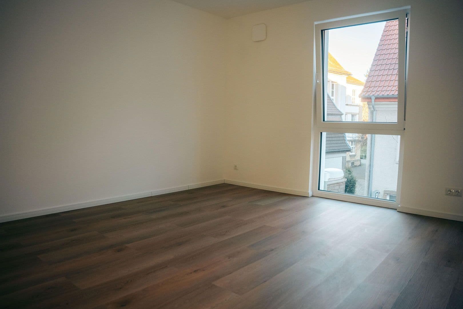 Prenájom bytu 3-izbový 93 m², Hackländerstr. 5, Osnabrück, Dolné Sasko Prenájom bytu 3-izbový 93 m², Hackländerstr. 5, Osnabrück, Dolné Sasko