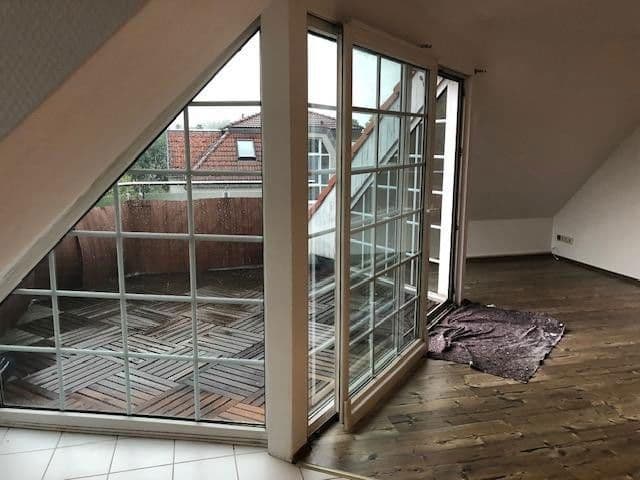 Prenájom bytu 3-izbový 59 m², Ulmenstrasse 2, Falkensee, Brandenbursko Prenájom bytu 3-izbový 59 m², Ulmenstrasse 2, Falkensee, Brandenbursko