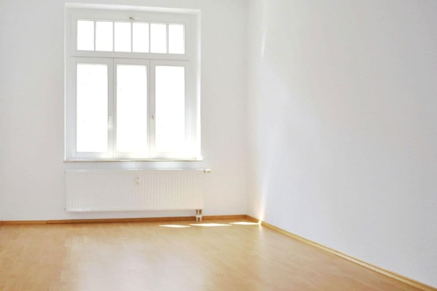 Prenájom bytu 3-izbový 78 m², Taubestraße 22, Leipzig, Sasko Prenájom bytu 3-izbový 78 m², Taubestraße 22, Leipzig, Sasko