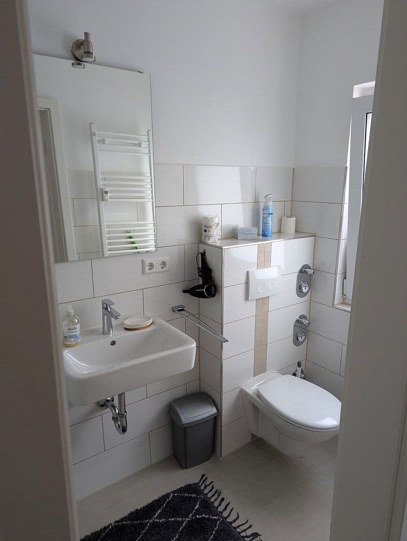 Prenájom bytu 2-izbový 28 m², Stuttgart, Bádensko-Wurttembersko Prenájom bytu 2-izbový 28 m², Stuttgart, Bádensko-Wurttembersko