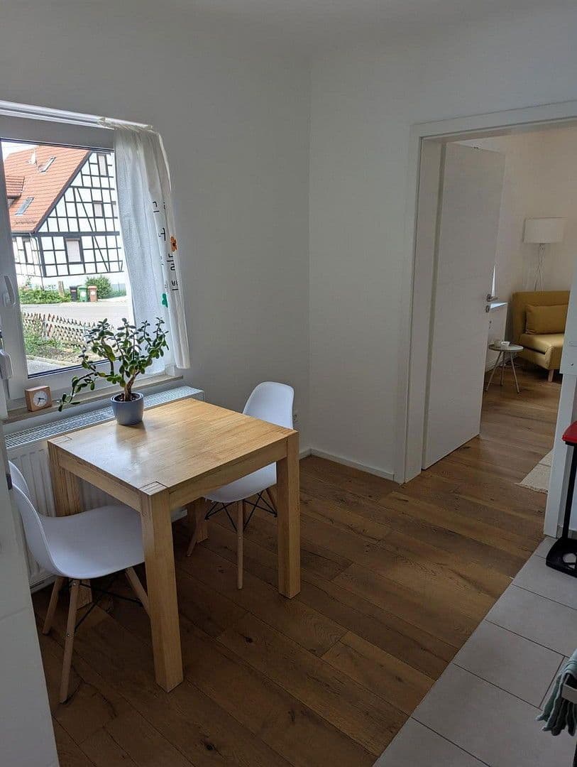 Prenájom bytu 2-izbový 28 m², Stuttgart, Bádensko-Wurttembersko Prenájom bytu 2-izbový 28 m², Stuttgart, Bádensko-Wurttembersko