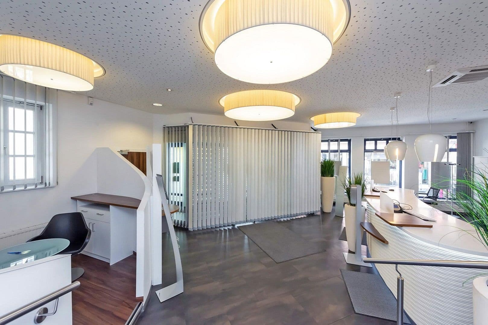 Prenájom kancelárie 420 m², Johann-Philipp-Palm-Straße 8, Schorndorf, Bádensko-Wurttembersko Prenájom kancelárie 420 m², Johann-Philipp-Palm-Straße 8, Schorndorf, Bádensko-Wurttembersko