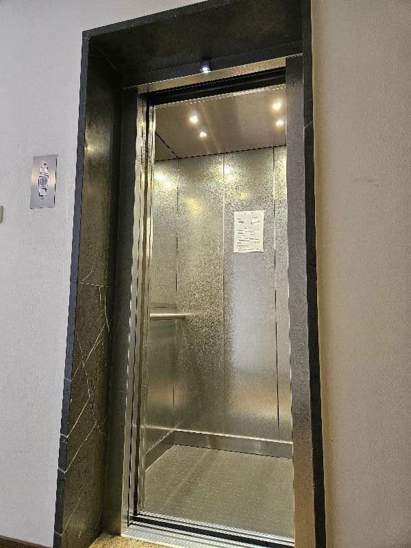 Predaj bytu 3-izbový 70 m², München, Bavorsko Predaj bytu 3-izbový 70 m², München, Bavorsko