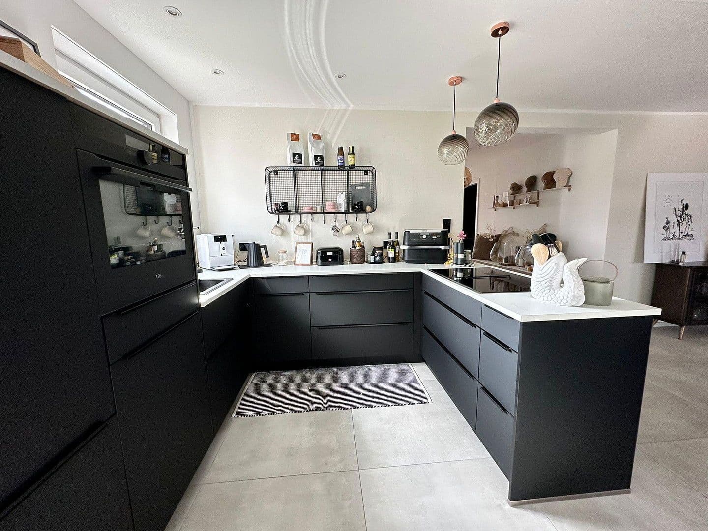 Prenájom bytu 3-izbový 119 m², Bergheim, Severné Porýnie - Westfálsko Prenájom bytu 3-izbový 119 m², Bergheim, Severné Porýnie - Westfálsko