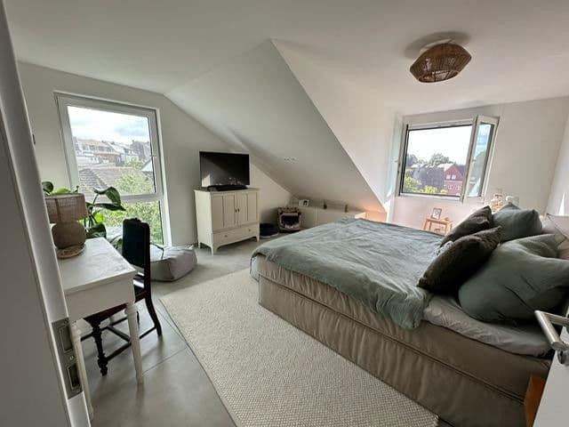 Prenájom bytu 3-izbový 119 m², Bergheim, Severné Porýnie - Westfálsko Prenájom bytu 3-izbový 119 m², Bergheim, Severné Porýnie - Westfálsko