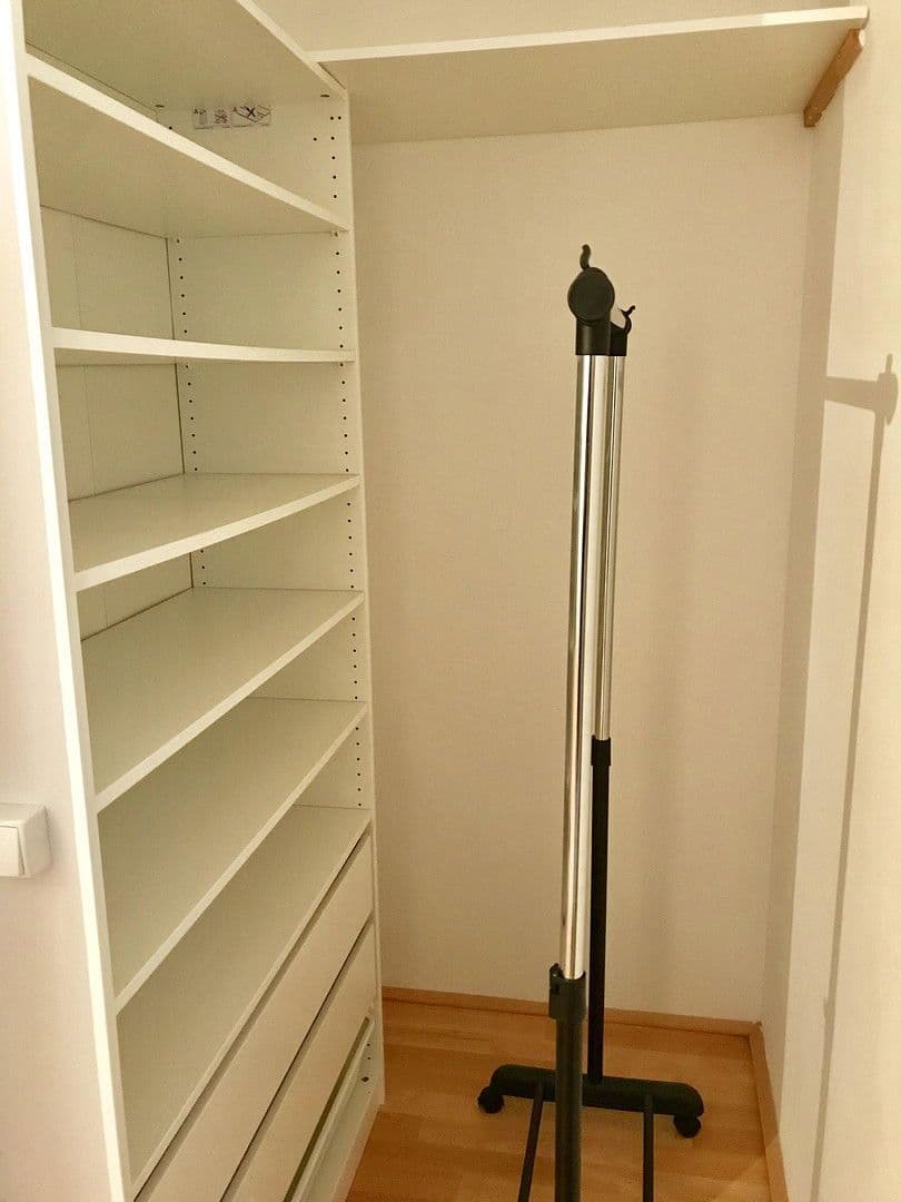 Prenájom bytu 2-izbový 63 m², Kirchenplatz 6, Wien, Viedeň Prenájom bytu 2-izbový 63 m², Kirchenplatz 6, Wien, Viedeň