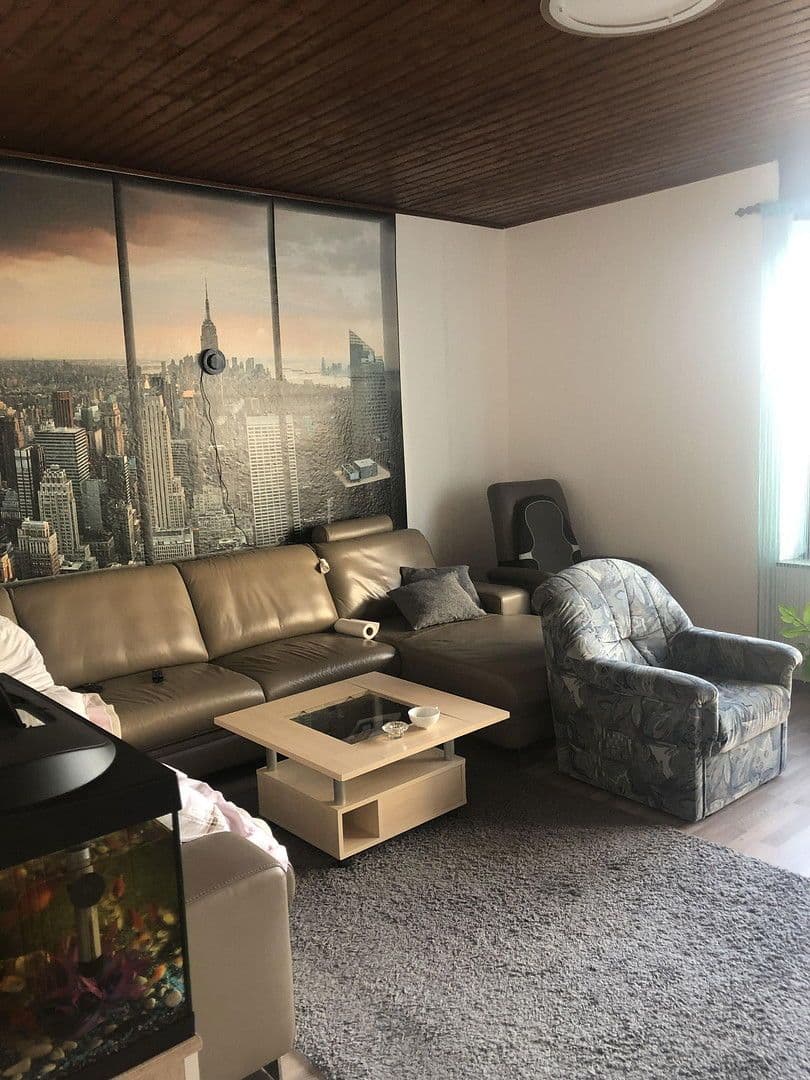 Prenájom bytu 3-izbový 60 m², Hauptstraße 8, Kammerforst, Porýnie-Falcko Prenájom bytu 3-izbový 60 m², Hauptstraße 8, Kammerforst, Porýnie-Falcko