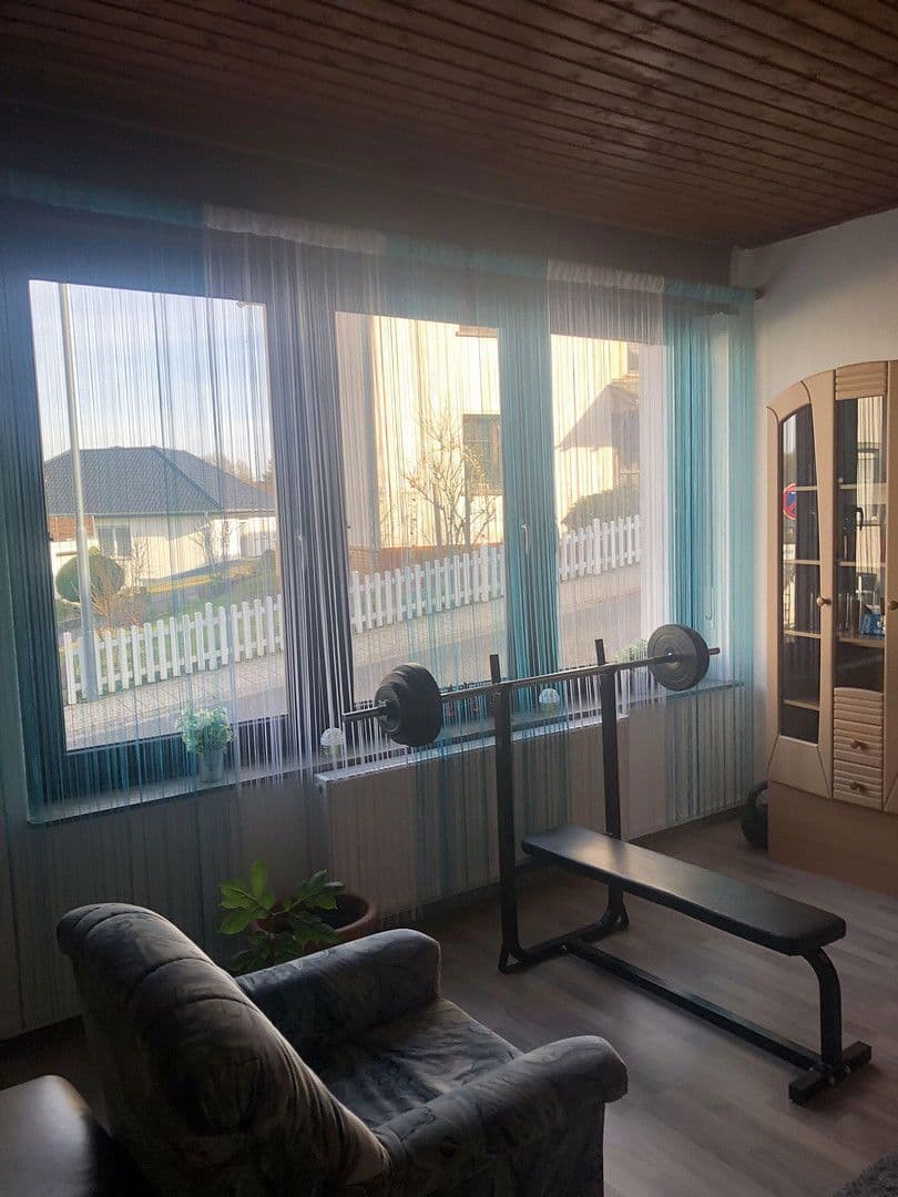 Prenájom bytu 3-izbový 60 m², Hauptstraße 8, Kammerforst, Porýnie-Falcko Prenájom bytu 3-izbový 60 m², Hauptstraße 8, Kammerforst, Porýnie-Falcko