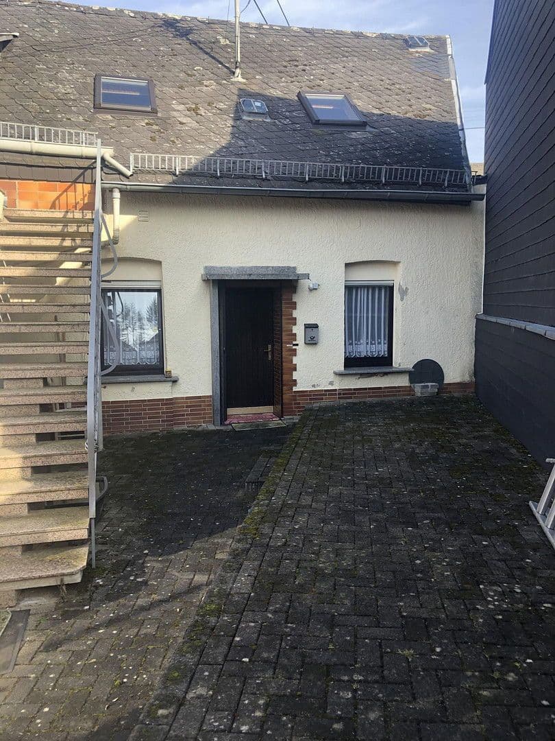 Prenájom bytu 3-izbový 60 m², Hauptstraße 8, Kammerforst, Porýnie-Falcko Prenájom bytu 3-izbový 60 m², Hauptstraße 8, Kammerforst, Porýnie-Falcko