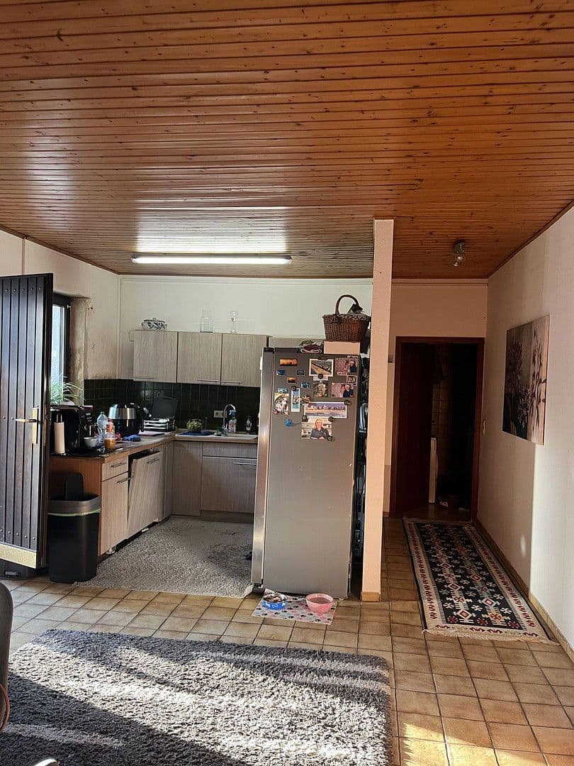 Prenájom bytu 3-izbový 60 m², Hauptstraße 8, Kammerforst, Porýnie-Falcko Prenájom bytu 3-izbový 60 m², Hauptstraße 8, Kammerforst, Porýnie-Falcko