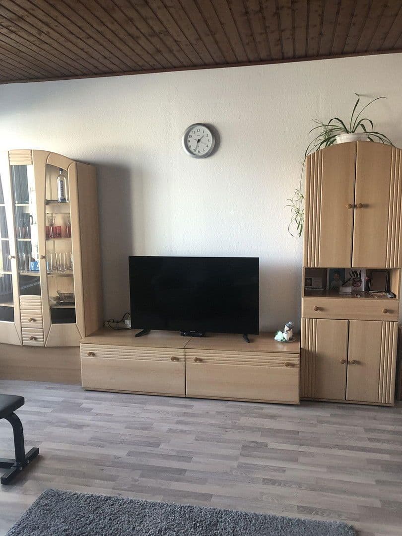 Prenájom bytu 3-izbový 60 m², Hauptstraße 8, Kammerforst, Porýnie-Falcko Prenájom bytu 3-izbový 60 m², Hauptstraße 8, Kammerforst, Porýnie-Falcko