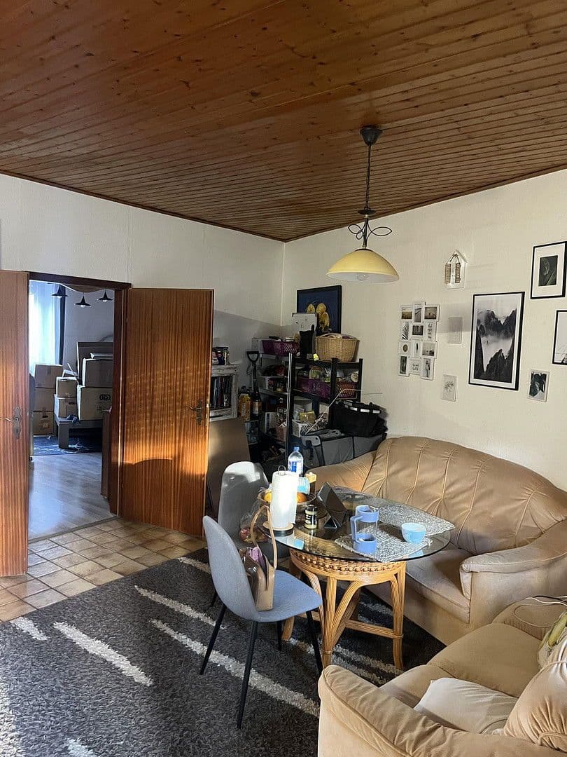 Prenájom bytu 3-izbový 60 m², Hauptstraße 8, Kammerforst, Porýnie-Falcko Prenájom bytu 3-izbový 60 m², Hauptstraße 8, Kammerforst, Porýnie-Falcko