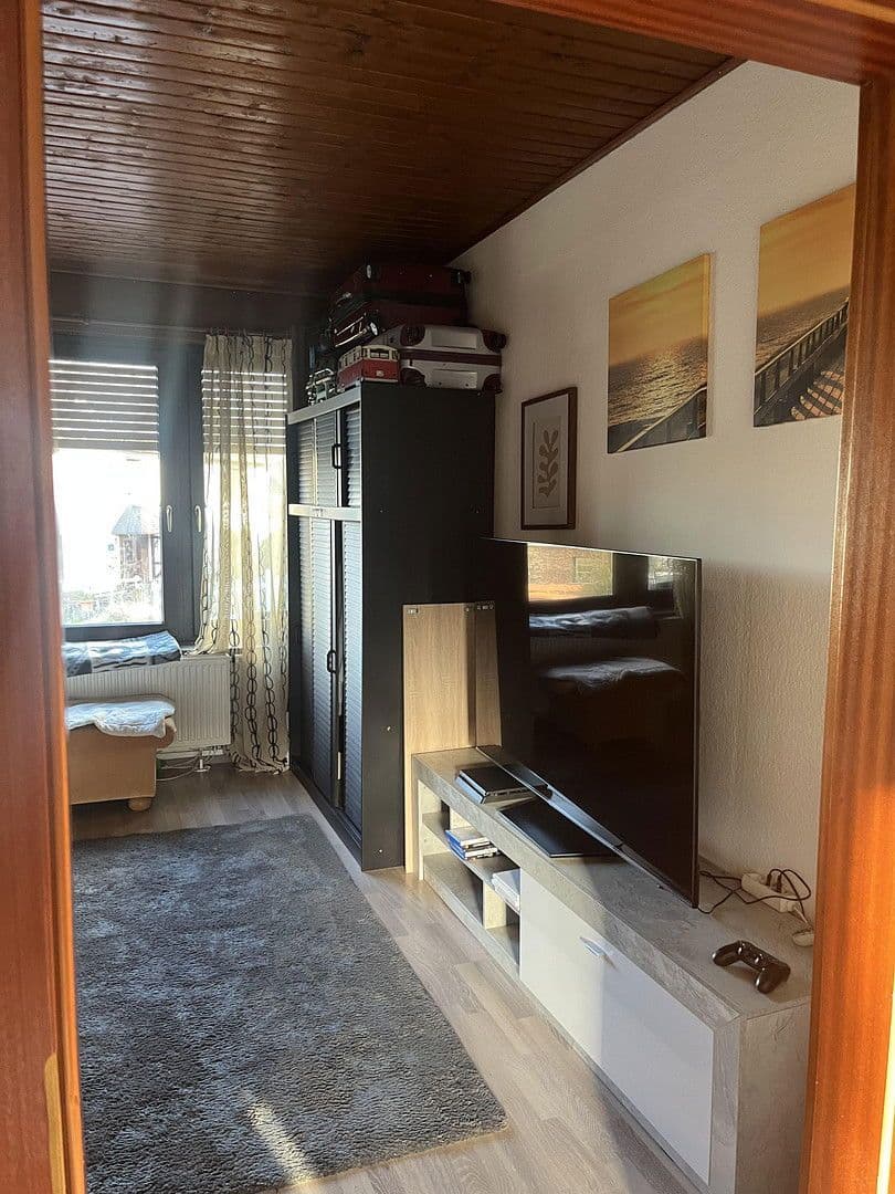 Prenájom bytu 3-izbový 60 m², Hauptstraße 8, Kammerforst, Porýnie-Falcko Prenájom bytu 3-izbový 60 m², Hauptstraße 8, Kammerforst, Porýnie-Falcko