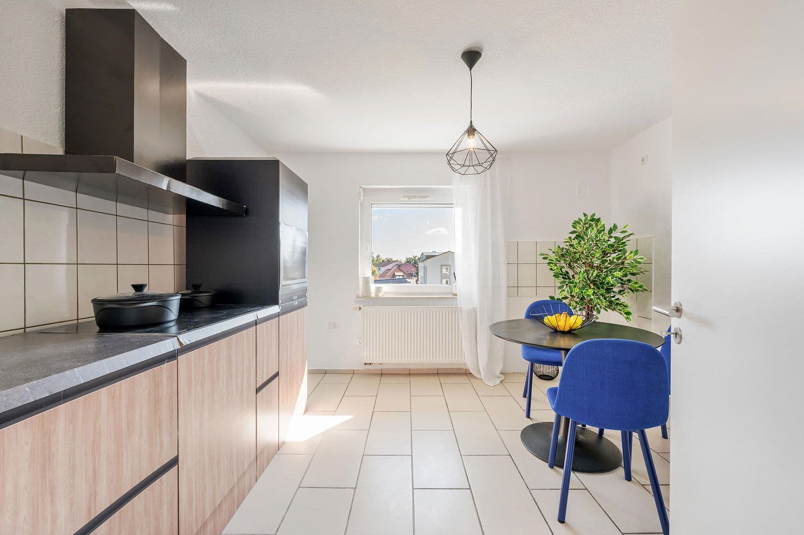 Prenájom bytu 3-izbový 81 m², Ringstraße 11, Walldürn, Bádensko-Wurttembersko Prenájom bytu 3-izbový 81 m², Ringstraße 11, Walldürn, Bádensko-Wurttembersko