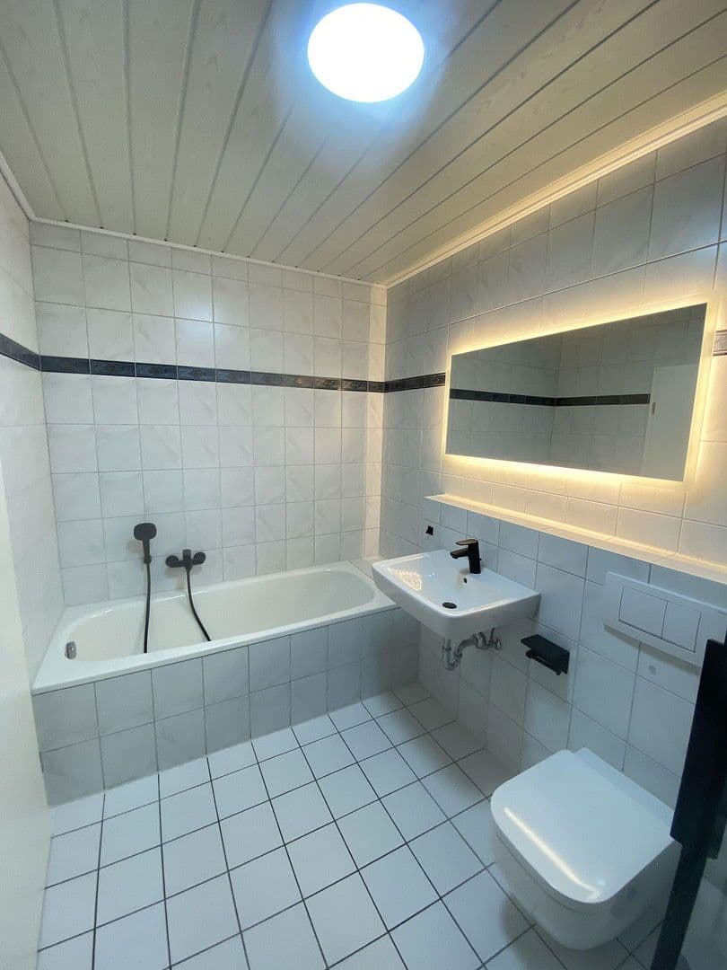 Prenájom bytu 3-izbový 83 m², Rheine, Severné Porýnie - Westfálsko Prenájom bytu 3-izbový 83 m², Rheine, Severné Porýnie - Westfálsko