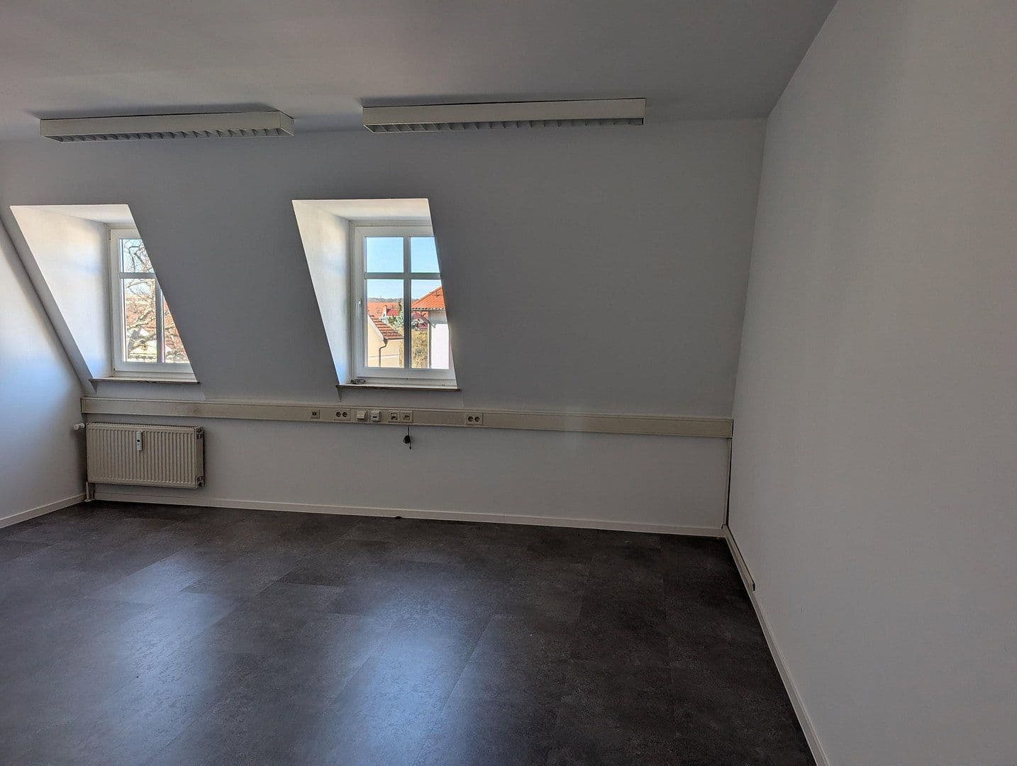 Prenájom kancelárie 116 m², Waltershäuser Straße 21, Gotha, Durínsko Prenájom kancelárie 116 m², Waltershäuser Straße 21, Gotha, Durínsko