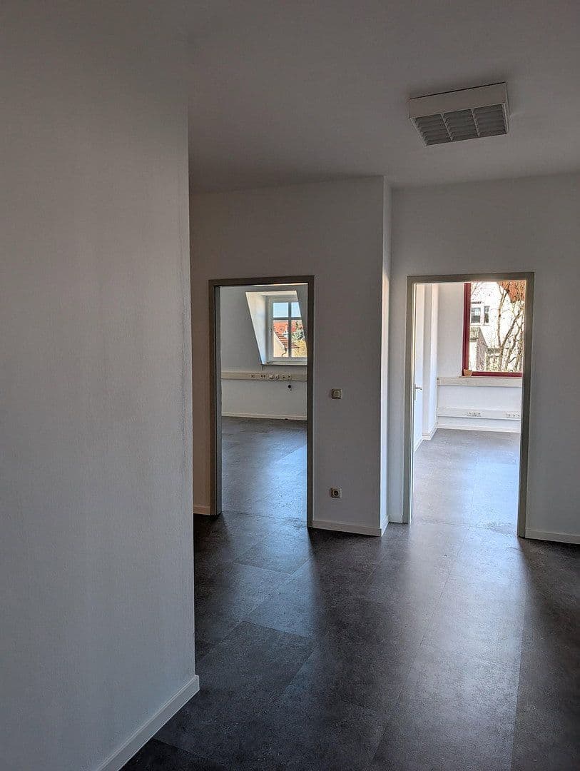 Prenájom kancelárie 116 m², Waltershäuser Straße 21, Gotha, Durínsko Prenájom kancelárie 116 m², Waltershäuser Straße 21, Gotha, Durínsko