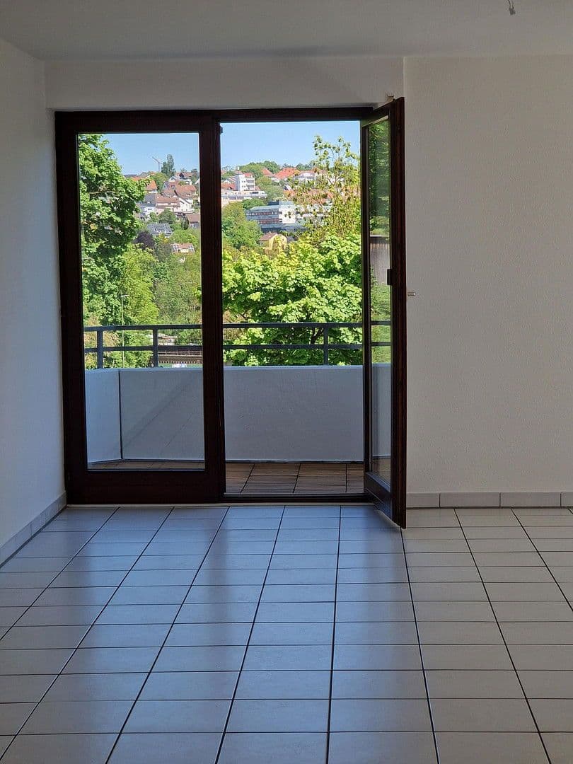 Predaj bytu 5-izbový 133 m², Leonberg, Bádensko-Wurttembersko Predaj bytu 5-izbový 133 m², Leonberg, Bádensko-Wurttembersko