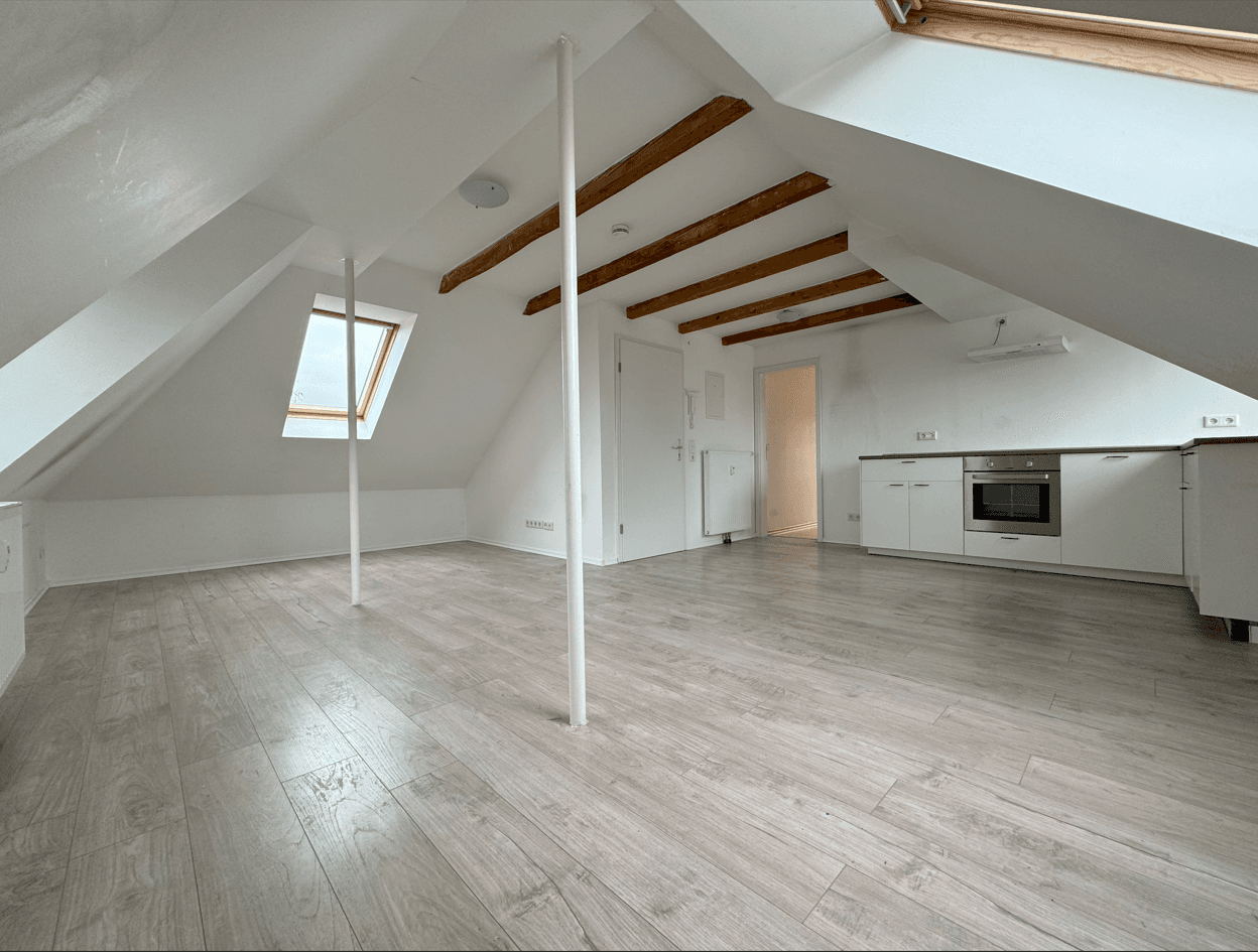 Prenájom bytu 2-izbový 55 m², Wurster Straße 167, Bremerhaven, Brémy Prenájom bytu 2-izbový 55 m², Wurster Straße 167, Bremerhaven, Brémy