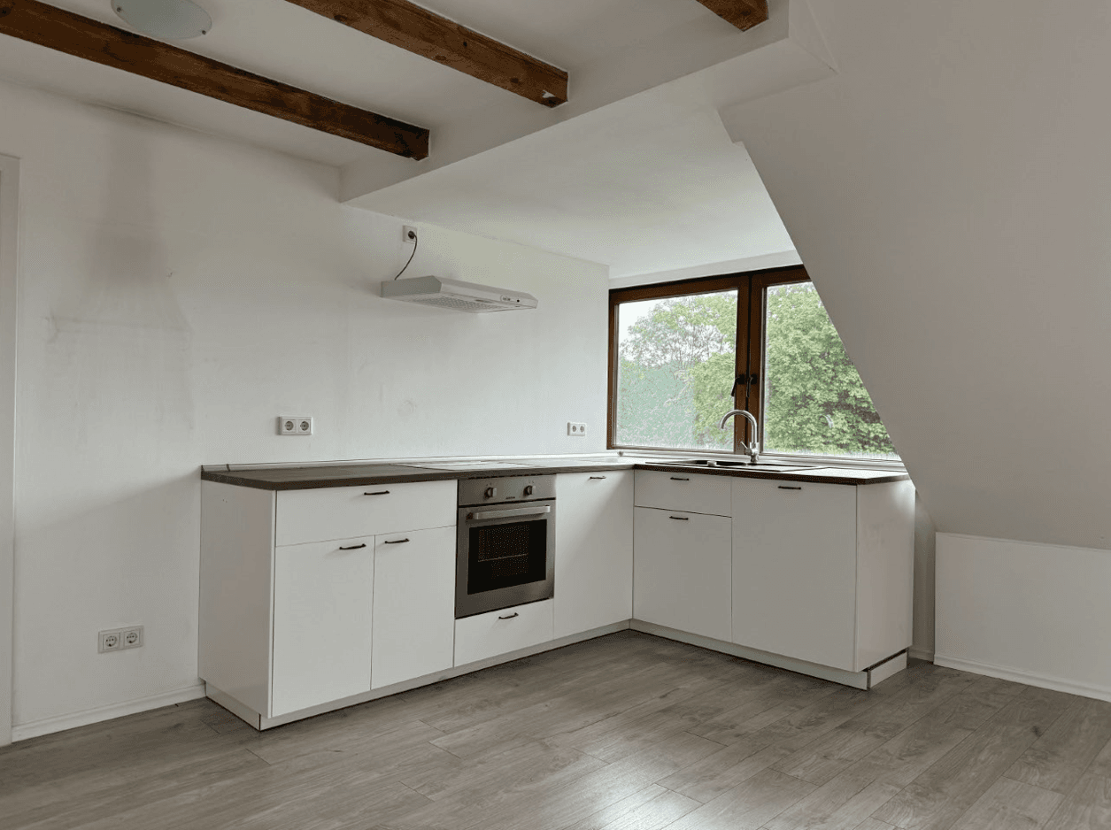 Prenájom bytu 2-izbový 55 m², Wurster Straße 167, Bremerhaven, Brémy Prenájom bytu 2-izbový 55 m², Wurster Straße 167, Bremerhaven, Brémy