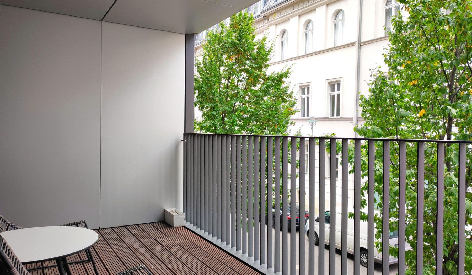 Prenájom bytu 3-izbový 94 m², Am Zirkus 12, Berlin, Berlín Prenájom bytu 3-izbový 94 m², Am Zirkus 12, Berlin, Berlín