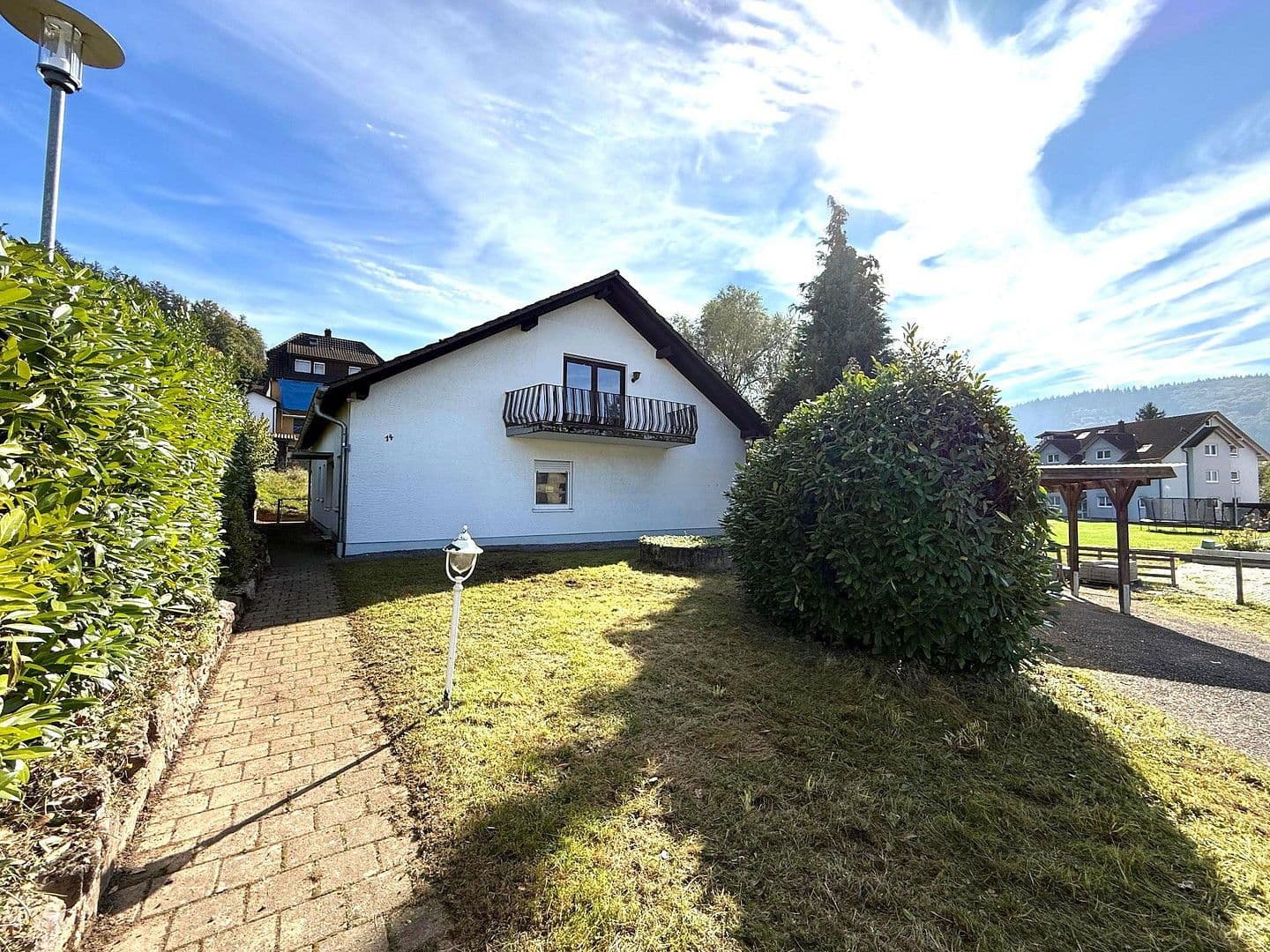 Prenájom domu 220 m², pozemek 857 m², Am Giesenbach 14, Lahr/Schwarzwald, Bádensko-Wurttembersko Prenájom domu 220 m², pozemek 857 m², Am Giesenbach 14, Lahr/Schwarzwald, Bádensko-Wurttembersko