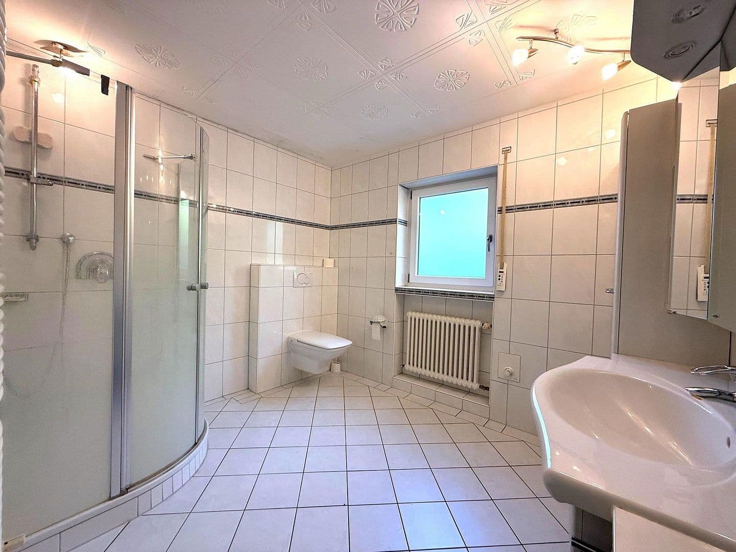 Prenájom domu 220 m², pozemek 857 m², Am Giesenbach 14, Lahr/Schwarzwald, Bádensko-Wurttembersko Prenájom domu 220 m², pozemek 857 m², Am Giesenbach 14, Lahr/Schwarzwald, Bádensko-Wurttembersko