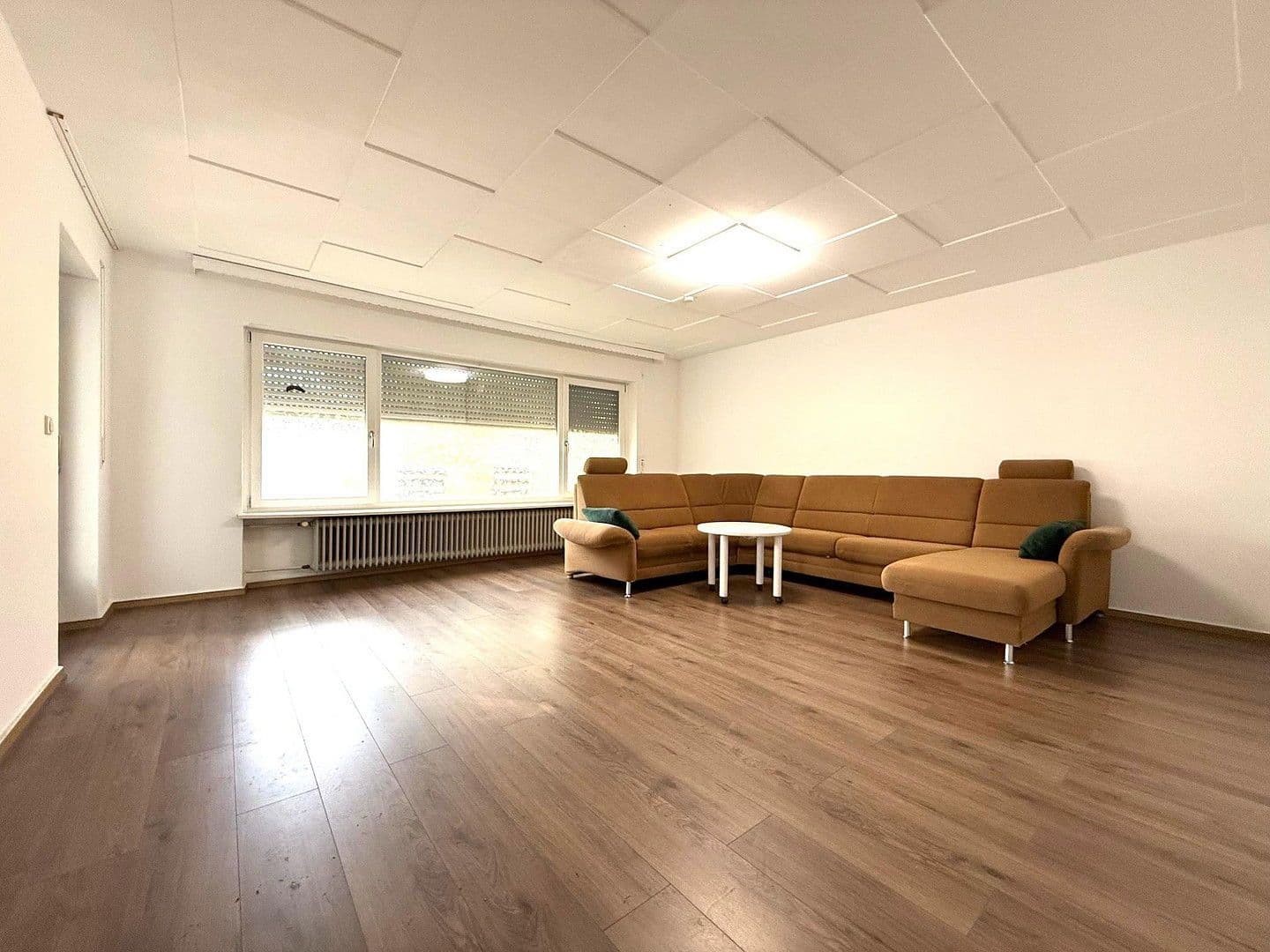 Prenájom domu 220 m², pozemek 857 m², Am Giesenbach 14, Lahr/Schwarzwald, Bádensko-Wurttembersko Prenájom domu 220 m², pozemek 857 m², Am Giesenbach 14, Lahr/Schwarzwald, Bádensko-Wurttembersko