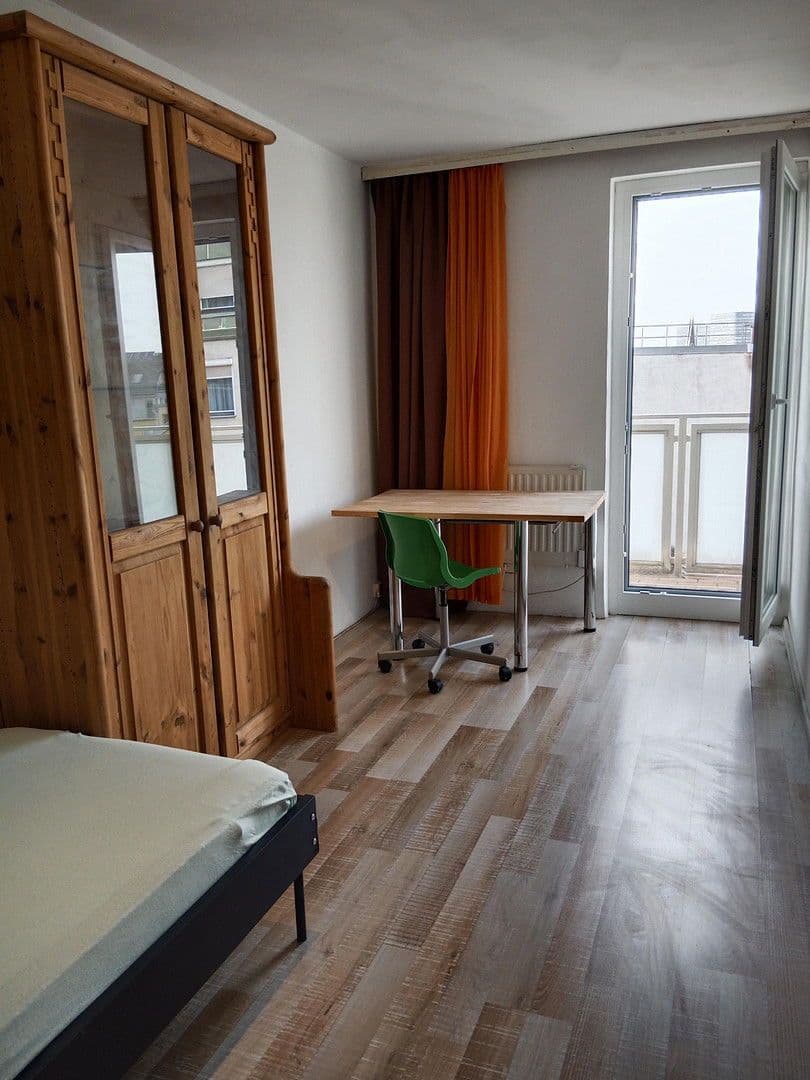 Prenájom bytu 6-izbový 110 m², Columbusg., Wien, Viedeň Prenájom bytu 6-izbový 110 m², Columbusg., Wien, Viedeň