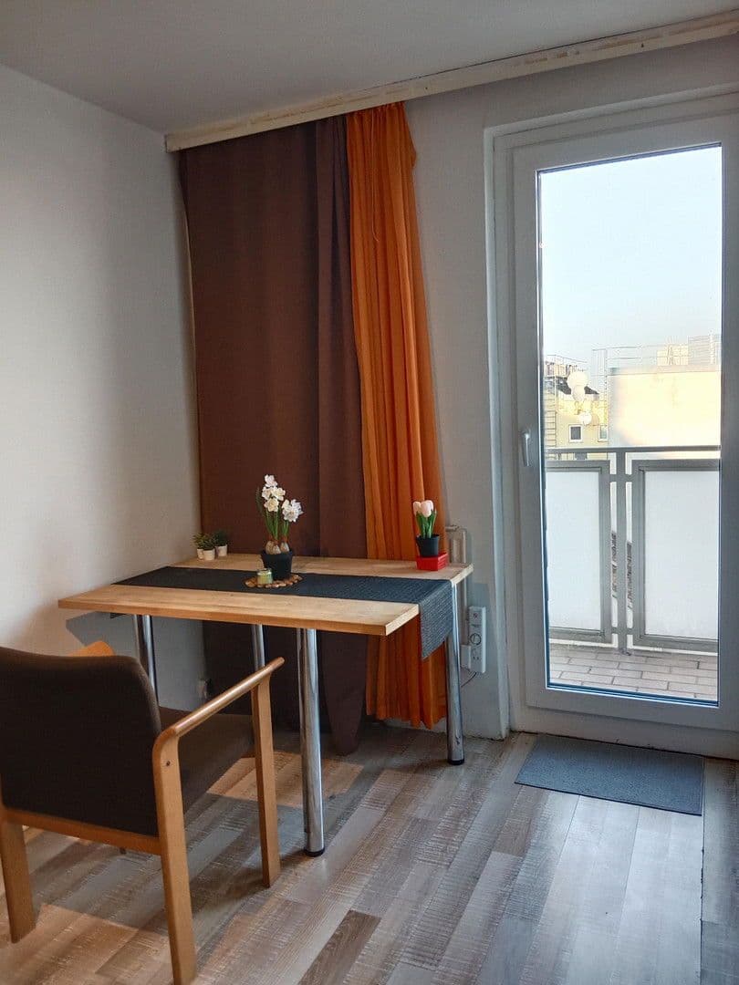 Prenájom bytu 6-izbový 110 m², Columbusg., Wien, Viedeň Prenájom bytu 6-izbový 110 m², Columbusg., Wien, Viedeň