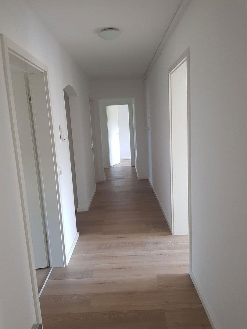 Predaj bytu 4-izbový 105 m², Baden-Baden, Bádensko-Wurttembersko Predaj bytu 4-izbový 105 m², Baden-Baden, Bádensko-Wurttembersko